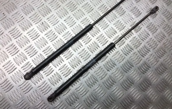 Mitsubishi Outlander Tailgate/trunk strut/damper 5802A007 5802A008
