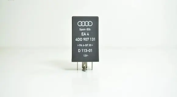 Audi A4 S4 B5 8D Other relay 4D0907131