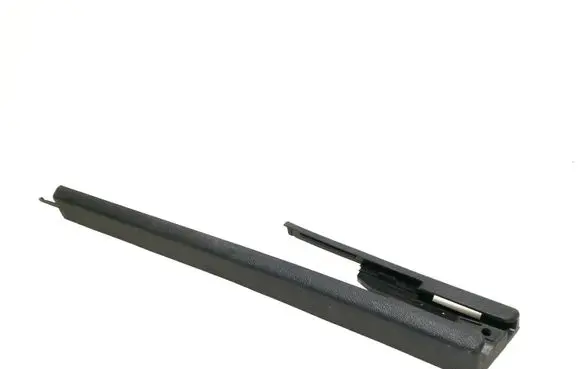 Audi Q7 4L Sliding door rail trim 7L0881479