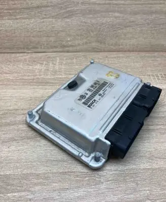 Volkswagen PASSAT B5 Engine control unit/module ECU 3B1907401B 0281010447
