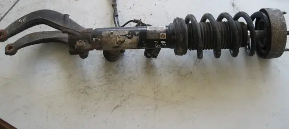 BMW X5 F15 Front shock absorber/damper 6863174