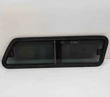 Isuzu D-Max Rear side window