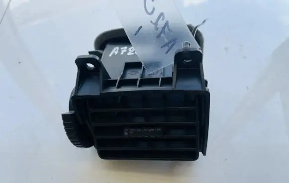 Nissan X-Trail T30 Dash center air vent grill 68761eq000 e6505161100