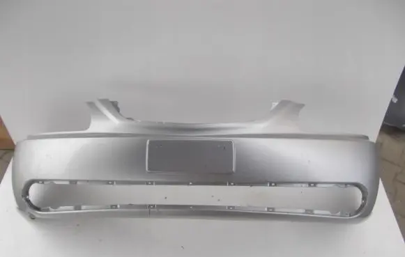 KIA Carens I Front bumper