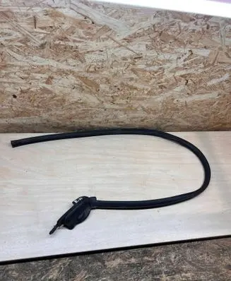 Opel Vivaro Front door rubber seal M897G