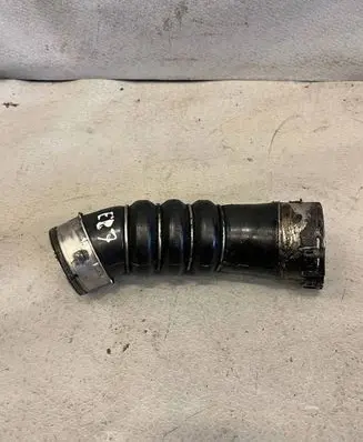 BMW 1 E81 E87 Intercooler hose/pipe 7797480