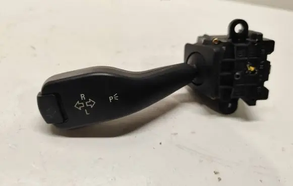 BMW X5 E53 Indicator stalk 8363668M 0104010