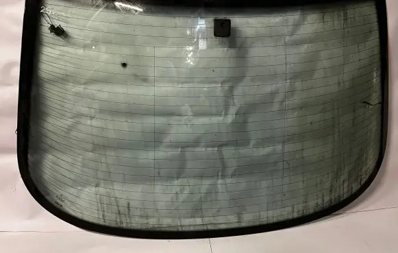 Mercedes-Benz E W210 Rear windscreen/windshield window A2106700180 2106700180
