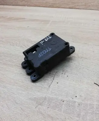 Mazda 626 Air flap motor/actuator 1Y02F