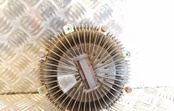 Mitsubishi Pajero Viscous fan clutch 