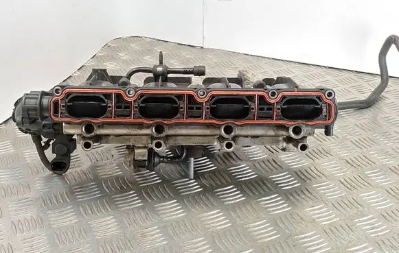 Audi A3 S3 8P Intake manifold 06J133185CM 1019395S2B