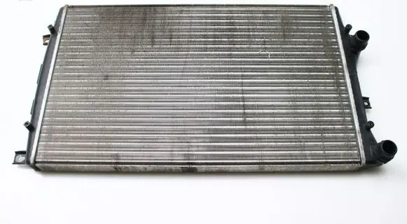 Audi A3 S3 8P Coolant radiator 203442570