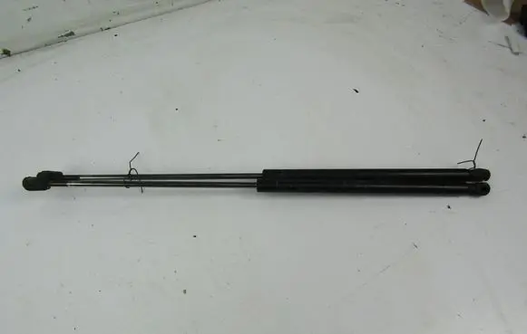 Volkswagen PASSAT B6 Tailgate strut 4M51N406A10A
