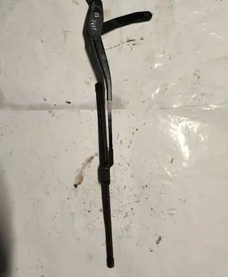 Mercedes-Benz E W212 Front wiper blade arm 3392125703 7036203