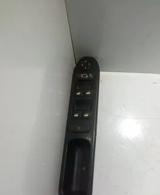 Peugeot 307 Electric window control switch 53269704