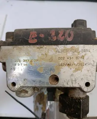 Mercedes-Benz E W212 ABS Pump 0024319712J