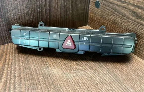 Mercedes-Benz Sprinter W906 Hazard light switch 9065450407 A9065450407