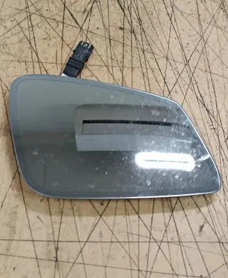 BMW 5 GT F07 Wing mirror glass 805188