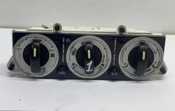 Ford Mondeo Mk III Climate control unit 1S7H-18D451-AC
