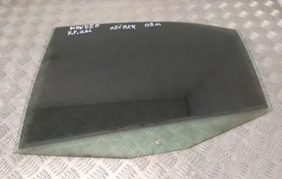 Ford Mondeo Mk III Rear door window glass 43R00021