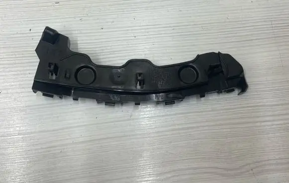 Volkswagen Sharan Front bumper mounting bracket 7N0807184A