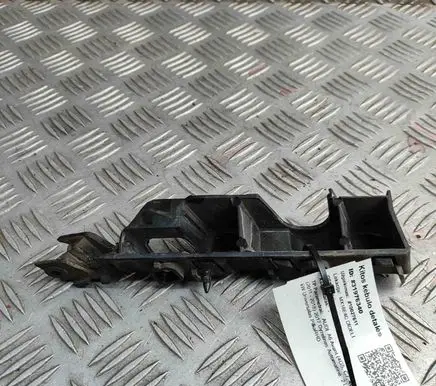 Audi A6 S6 C7 4G Front bumper mounting bracket 4G0807283