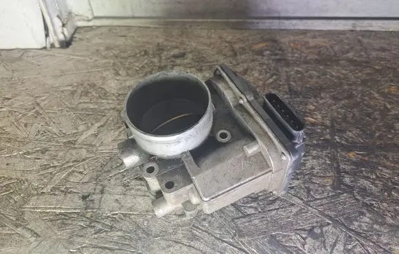 Subaru Outback Throttle valve 16112AA260 9K230052 00073