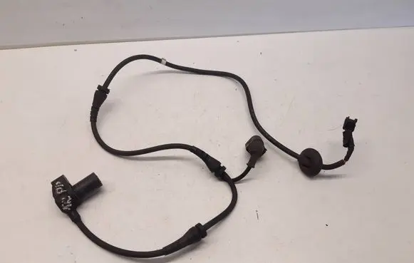 Audi A4 S4 B7 8E 8H ABS brake wheel speed sensor 0265006808
