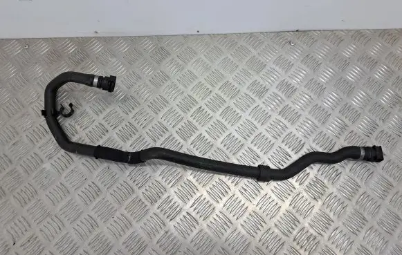 BMW 5 GT F07 Engine coolant pipe/hose 154768