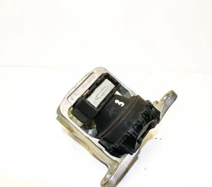 Nissan X-Trail T32 Engine mount bracket 112114BA0A