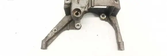 Volkswagen PASSAT B5 Engine mounting bracket 1592FF3