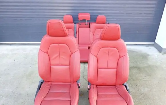 Volvo XC40 Seat set 