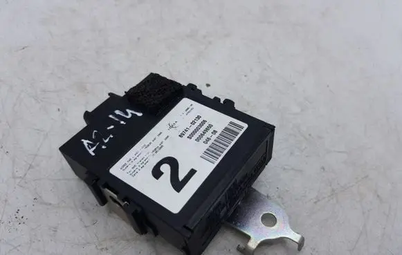 Toyota Auris 150 Door control unit/module 8974102130