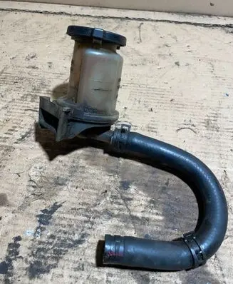 Toyota RAV 4 (XA20) Power steering fluid tank/reservoir