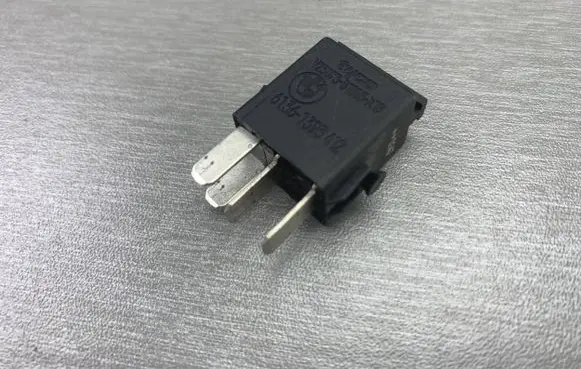 BMW 5 E39 Other relay 1393412 61361393412 61366902041