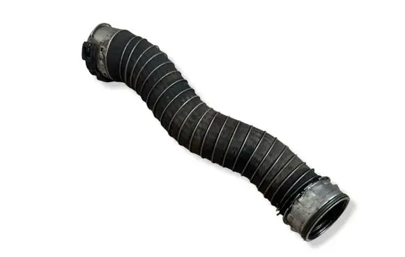 BMW 3 E90 E91 Intercooler hose/pipe 