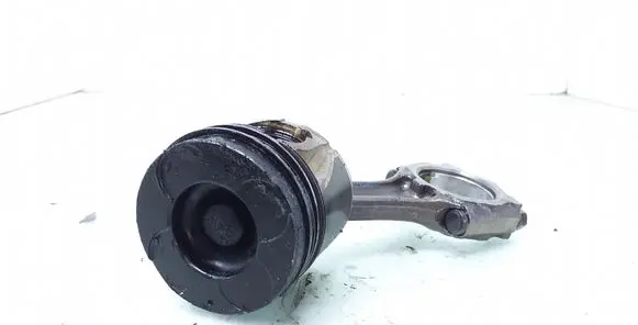 Piston with connecting rod