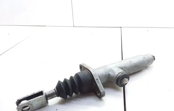 Alfa Romeo 164 Clutch slave cylinder 4422FC6 1406143