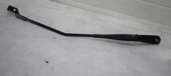 Volvo V40 Front wiper blade arm 31276060