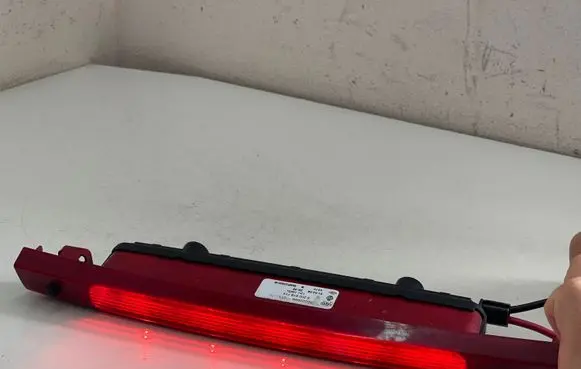 Renault Clio III Third/center stoplight 8200618714