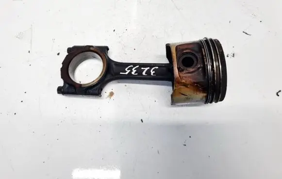 Volvo S40, V40 Piston with connecting rod