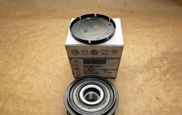 Volkswagen Golf VII Crankshaft pulley 021903119J