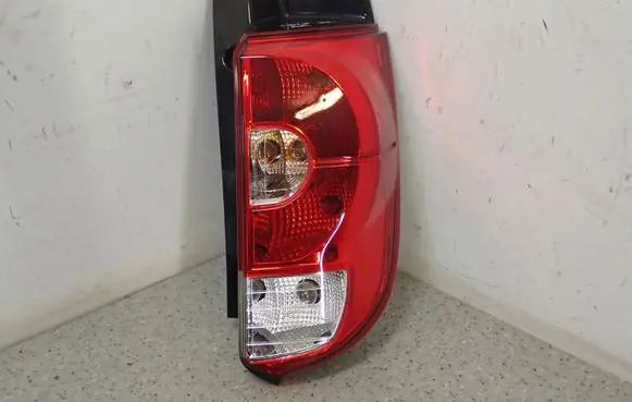 Mitsubishi Colt Rear/tail lights set 83330A480