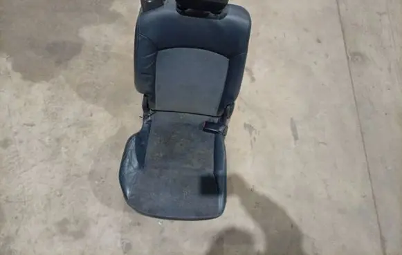 Nissan Almera Tino Rear seat 
