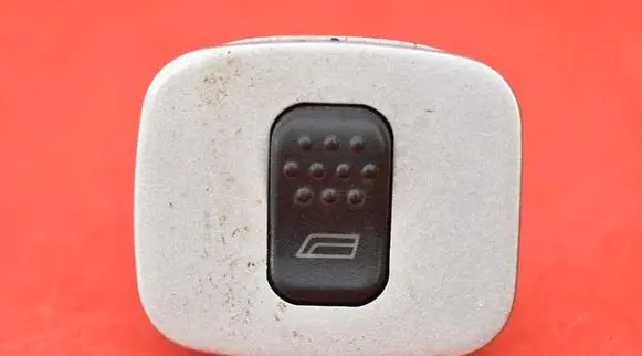 Alfa Romeo GTV Electric window control switch 150241000