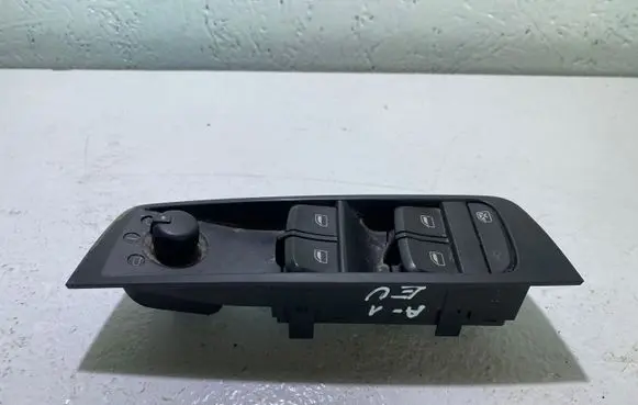Audi A1 Electric window control switch 8K0959851