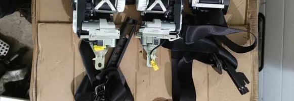 Mercedes-Benz GLE (W166 - C292) Set of seat belts A1668601300 A1668601400 A1668603285