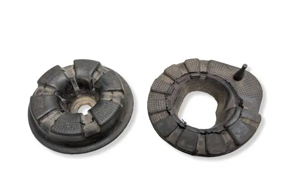 Nissan Leaf II (ZE1) Rear coil spring rubber mount 550343NL0A