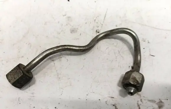 Nissan NV200 Fuel line pipe 