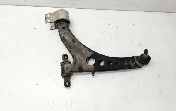 Opel Insignia B Front lower control arm/wishbone 84198829
